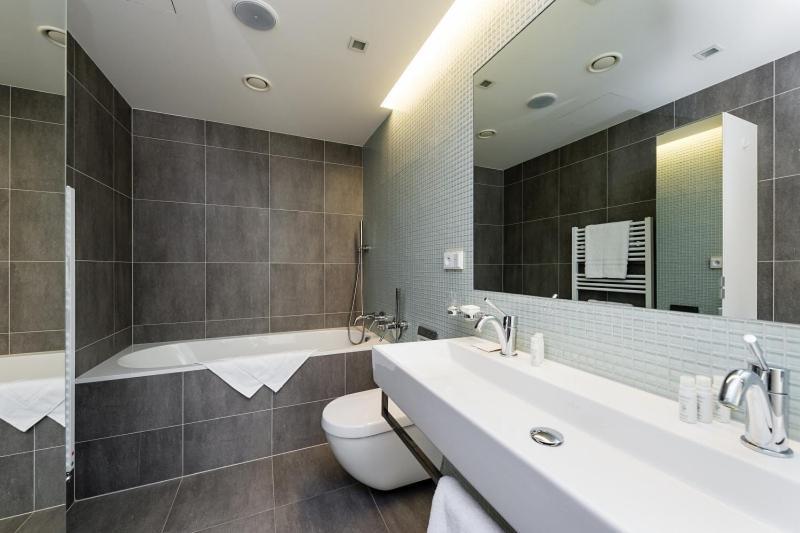 Wishlist Residences - Karlin Daire